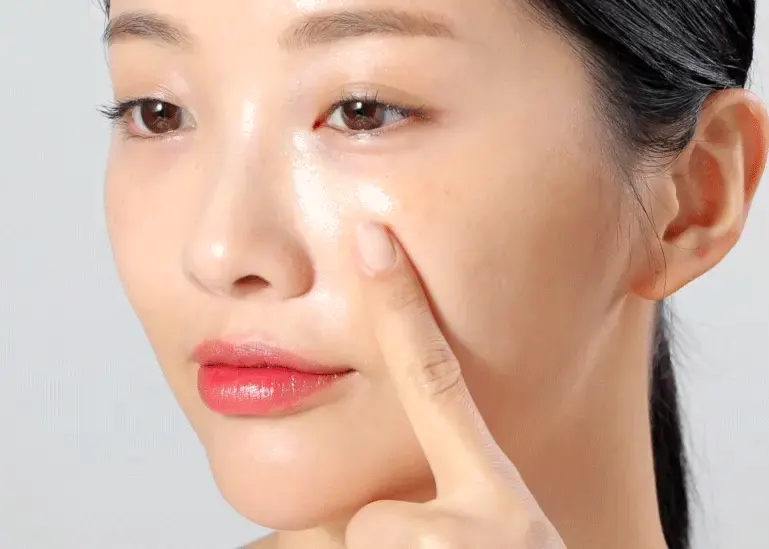 Кожа после сыворотки Medi peel Peptide 9 Aqua Essence Lifting Ampoule