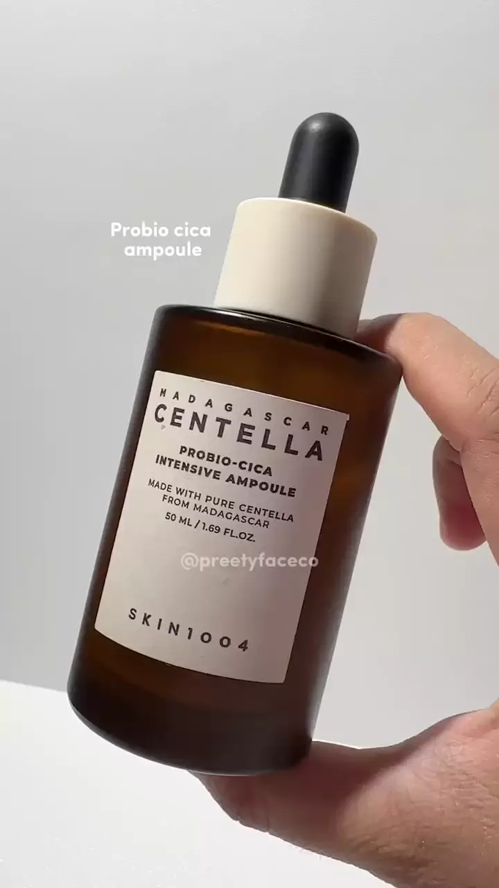 Текстура сироватки SKIN1004 Madagascar Centella Probio-Cica Intensive Ampoule