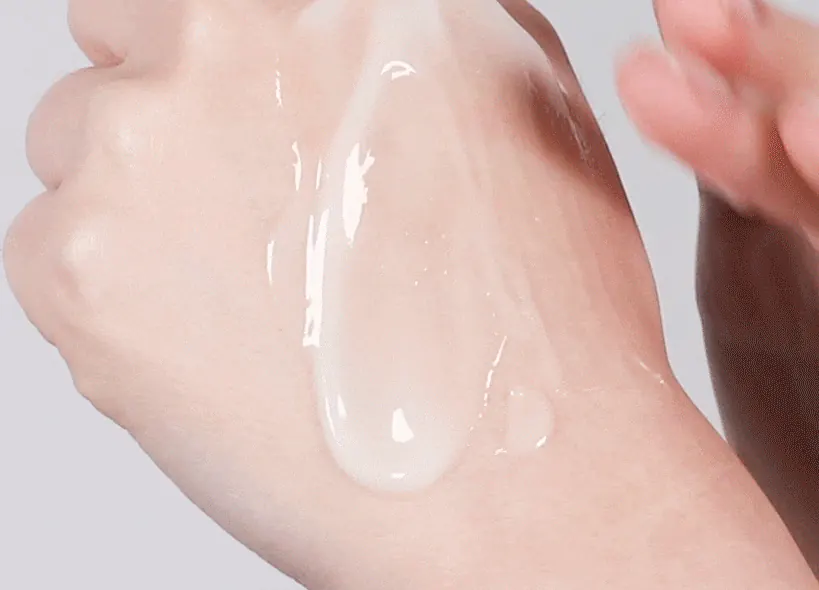 Текстура сироватки VT Cosmetics Reti-A Reedle Shot